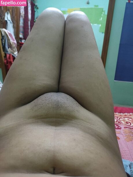 Reya Ghosh hd actress pics