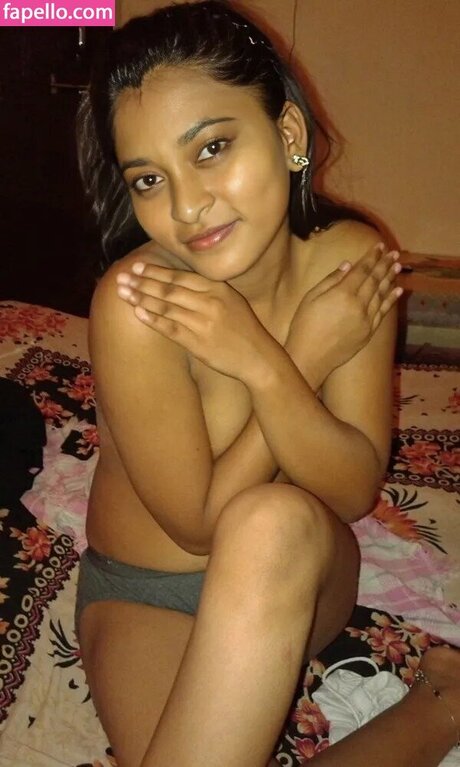 Reya Ghosh Images