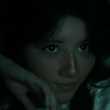 Genospov model adult photo