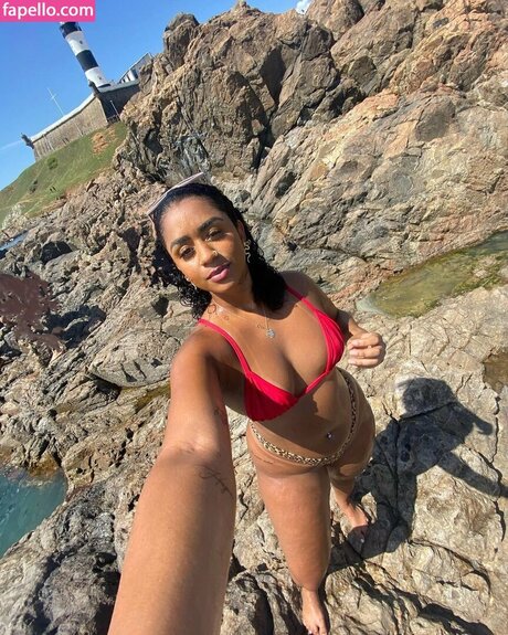 Ana Carla model perfect pics