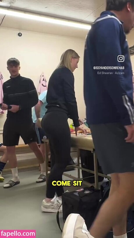 Issy Anderson pornstar hot archive