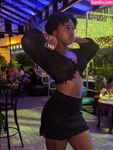 Chef Madam star naked pics