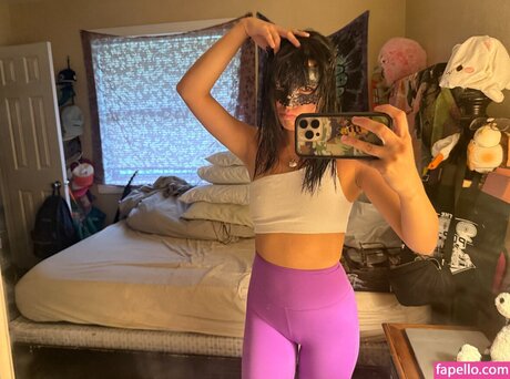 Angelina Fishtank model adult pics