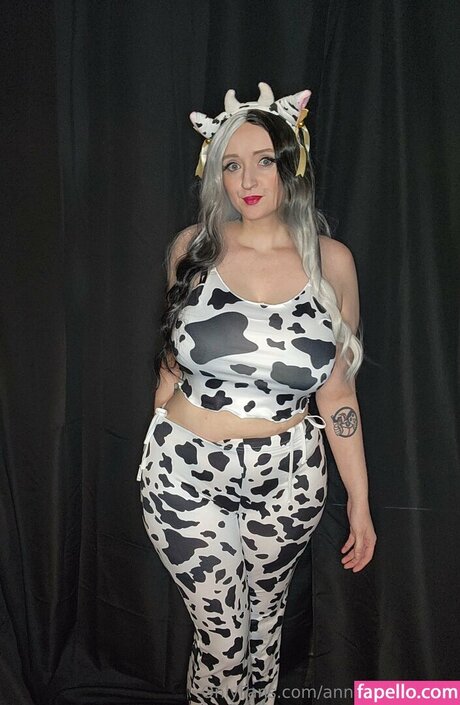 Annie Christ nudes star picture