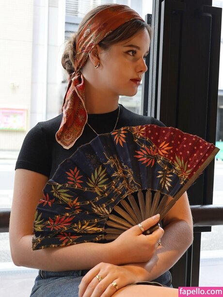 Isabella Ardley erotic star photos