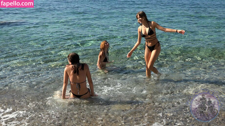 Girls HuntersBeauty pornstar adult images