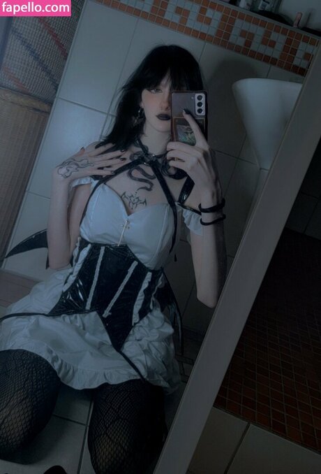 Sm0ltiddym0thgf model beautiful img