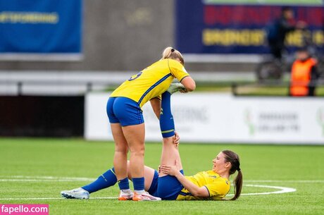 Julie Jorde model adult pics