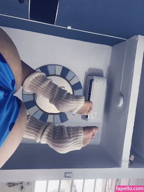 tanned onlyfans free nude pic