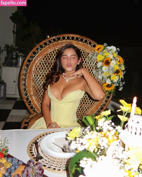 Meghna Kaur pornstar perfect img