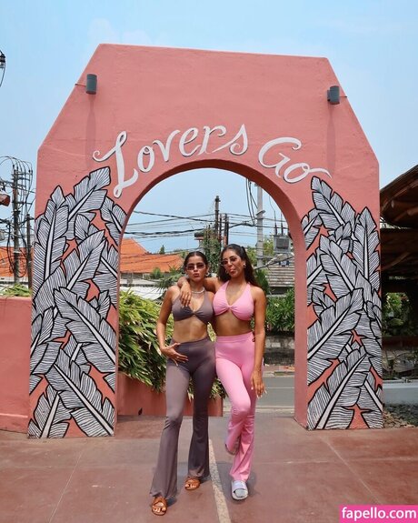 busty bbw onlyfans art naked photos