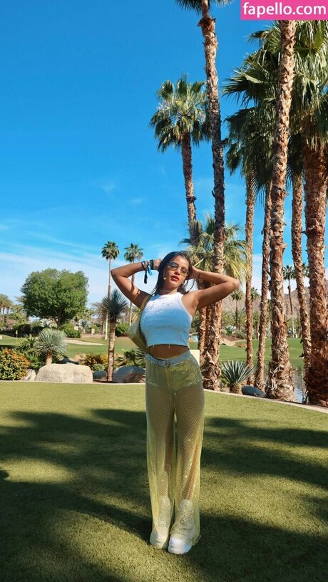 Meghna Kaur sexy pornstar photos