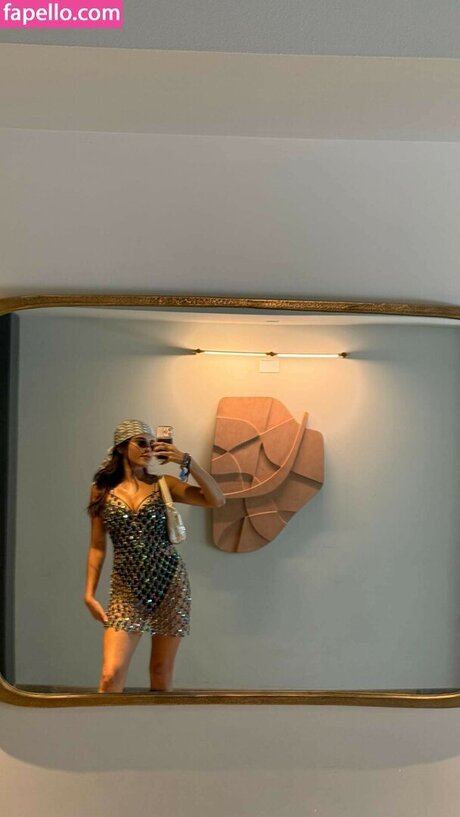 shemale masturbation onlyfans pornographic photos