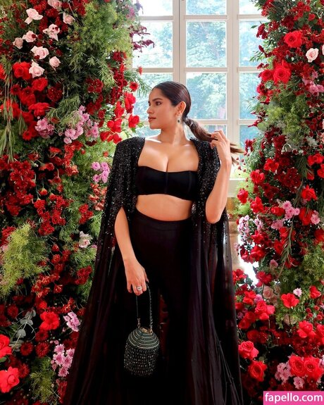 Meghna Kaur porn actress img