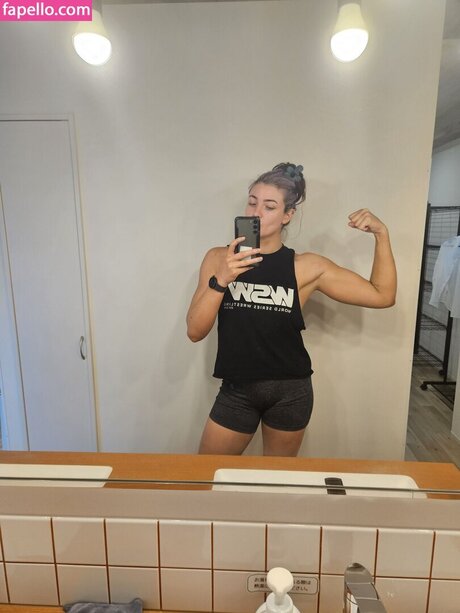 Lena Kross star nude galleries