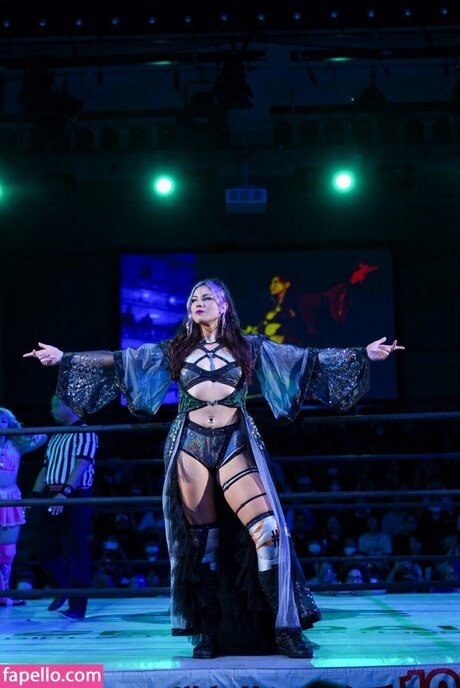 Lena Kross model free pictures