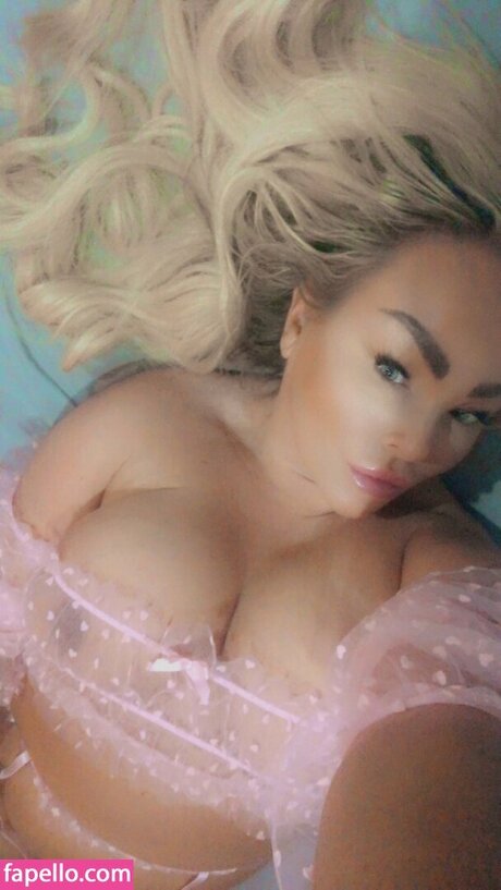 Mercedes Twitter Milf pornstar pretty picture