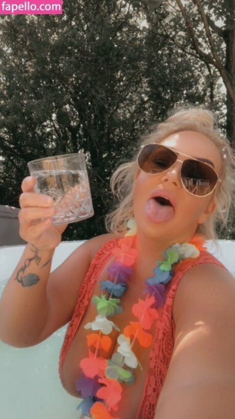 Mercedes Twitter Milf sex actress photos