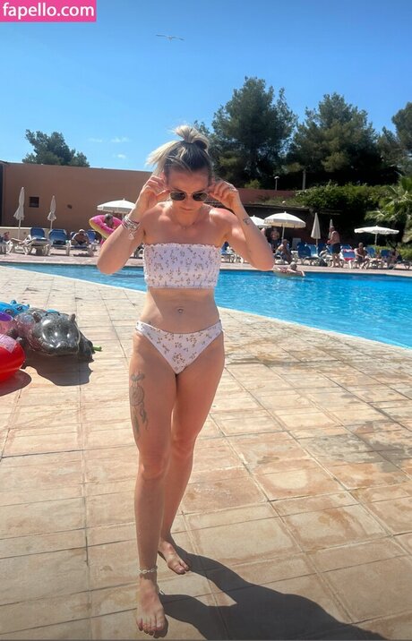 Natalie Handby adult model images