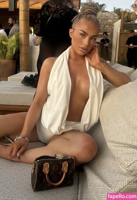 Holl Elizabeth art actress archive