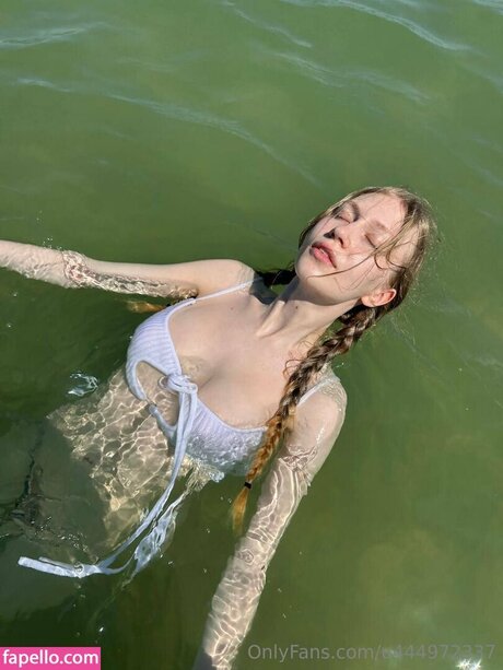 evija lace star hot images