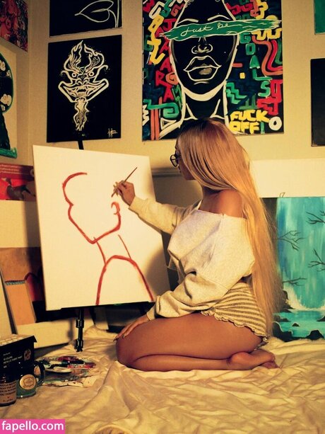 Mara Sade pornstar pretty picture