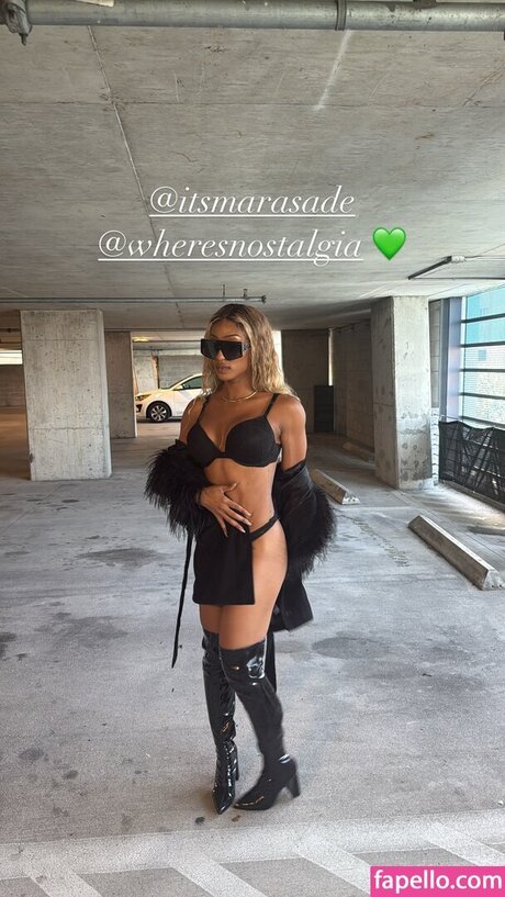 mirror onlyfans beautiful pictures