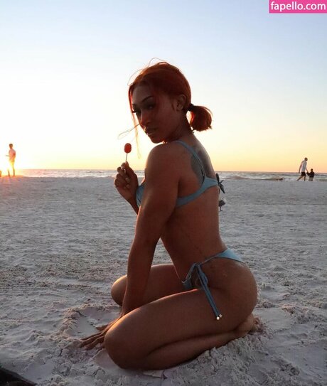 Mara Sade hot pornstar gallery