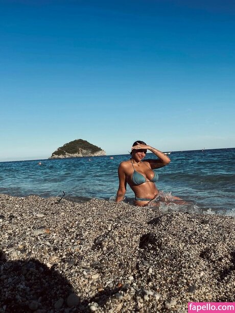 Debora Bloise pretty model gallery