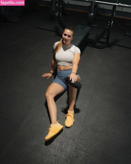 Lisa Buckwitz nude actress pic