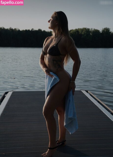 Lisa Buckwitz star best archive