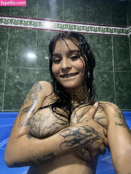 shalydaniela pretty model image