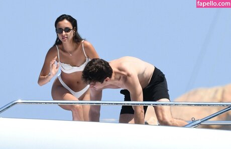 Alexandra Saint Mleux perfect pornstar pictures