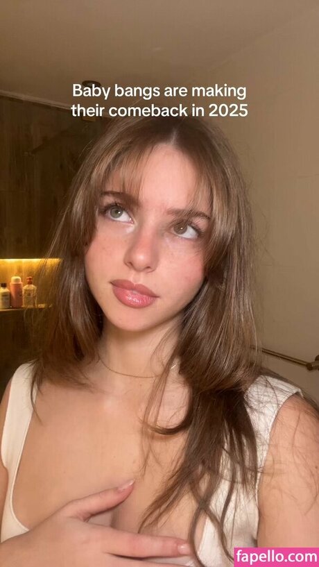 Lucia Ferrato model nude images