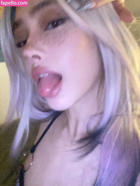 Eieniffy model high quality galleries