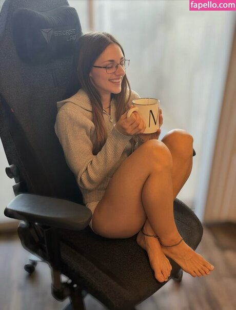 mazikeengme model hot gallery