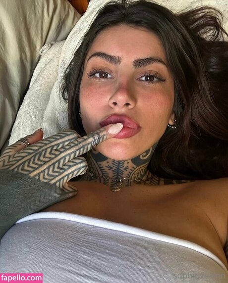 sophiewrenn top model pic