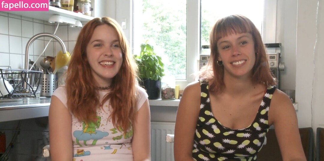 Ersties naked star img