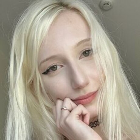 MayBunny star hot photo