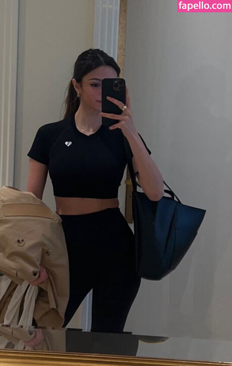 laynasacino hot model images