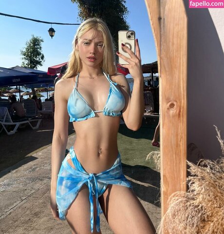 Duygu German star naked photo