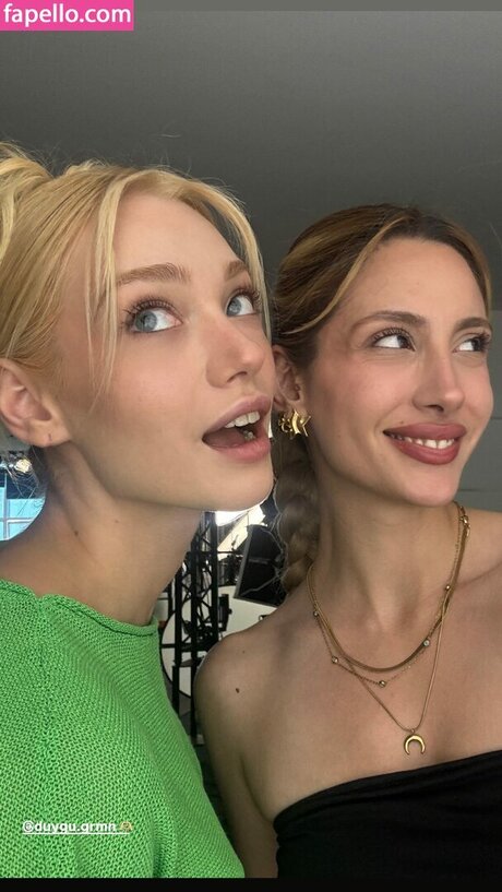 Duygu German star hot images