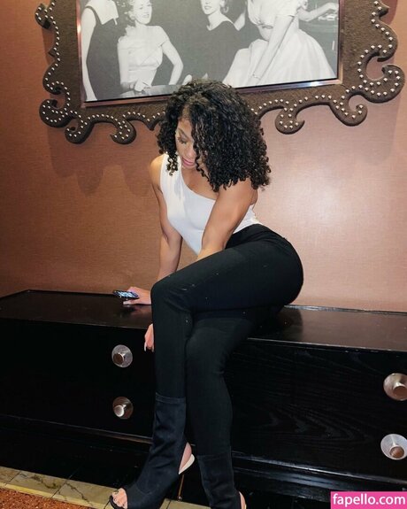 horny girls onlyfans sexy nudes photo