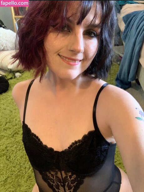 Msvioletvixxen xxx actress picture