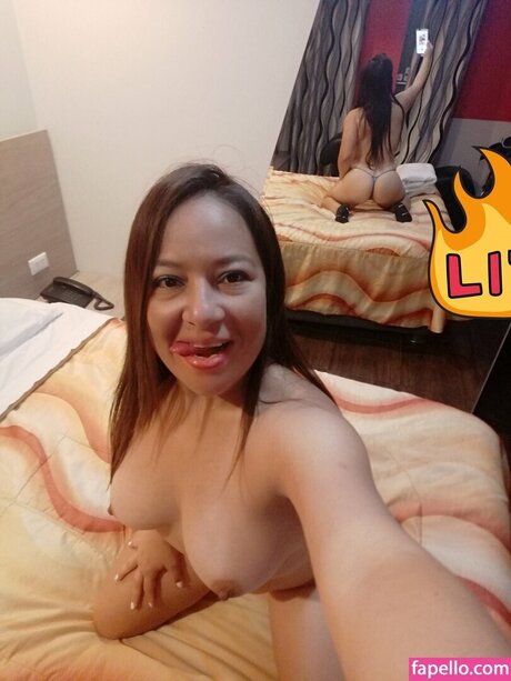 Karina Mendoza star photos