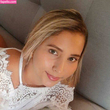 Daniela Ruiz sexy actress image