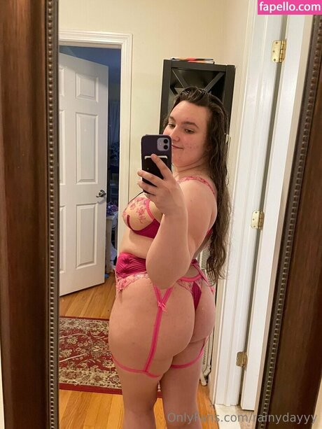 Rainydayyy3 pornstar perfect pics