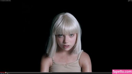 maddieziegler beautiful model img