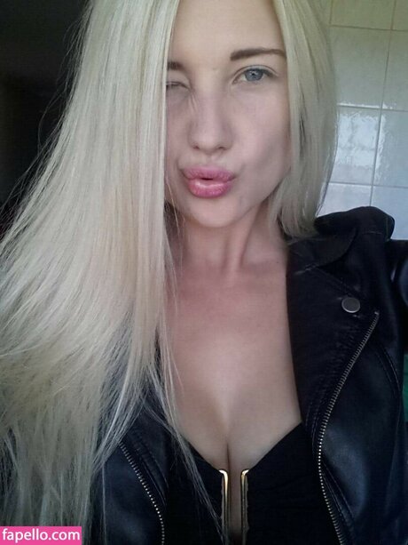 Amber Koltzow Bastick pornstar perfect photos