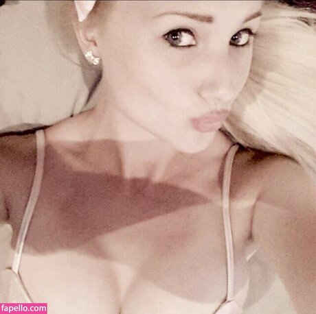 Amber Koltzow Bastick nude pornstar picture